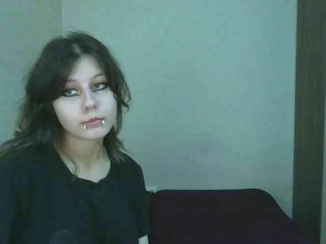 Crystal-Porn-Lov... Live Webcam on BongaCams