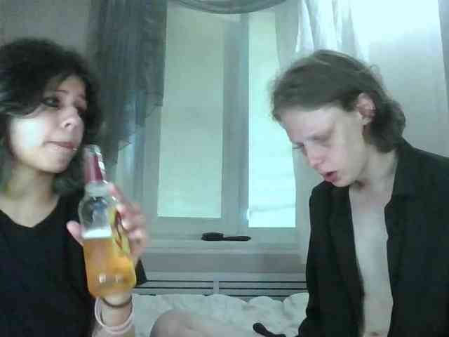 Модель: Crystal-Porn-Love