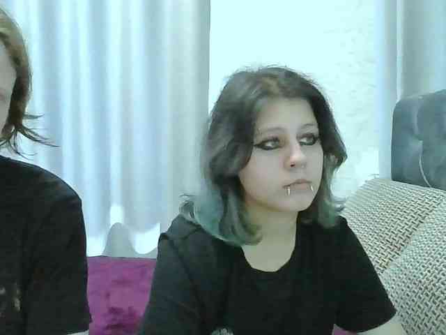 Crystal-Porn-Lov... Live Webcam on BongaCams