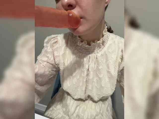 LanaDL18 webcam