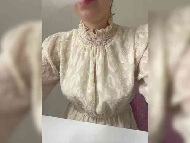 LanaDL18 webcam