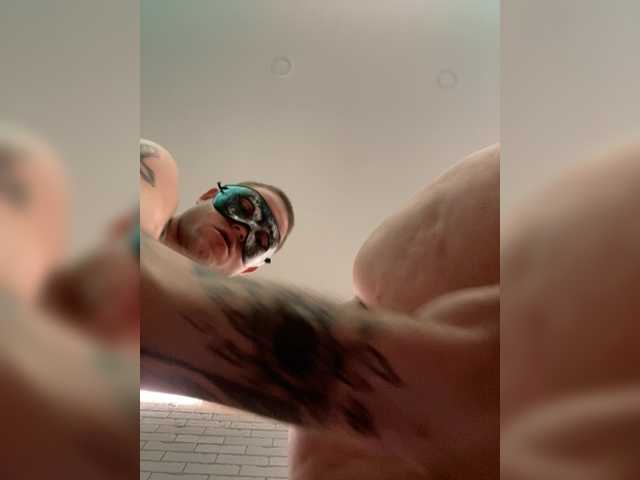 Oyster-lemon's BongaCams show and profile