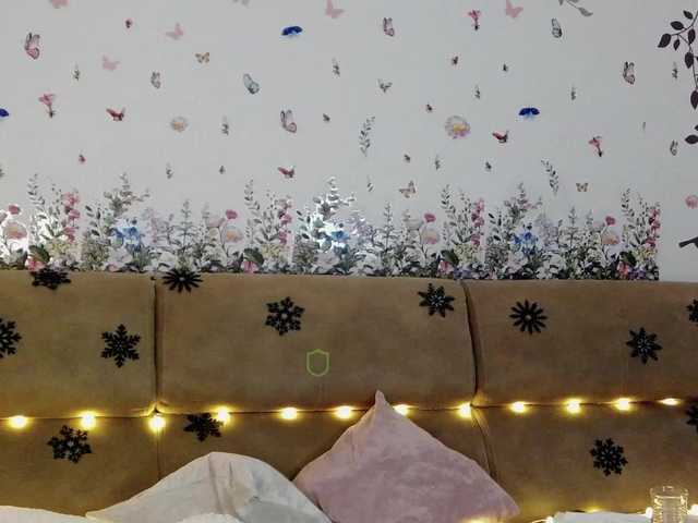 Katerina-space's BongaCams show and profile