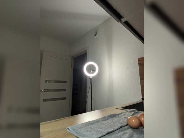 Katerina-space's BongaCams show and profile