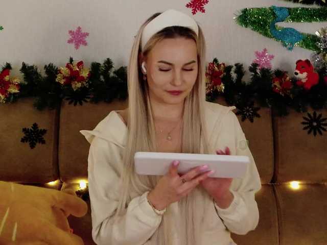 Katerina-space's BongaCams show and profile