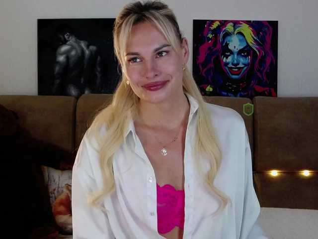 Katerina-space's BongaCams show and profile