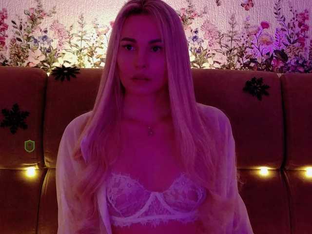 Katerina-space's BongaCams show and profile