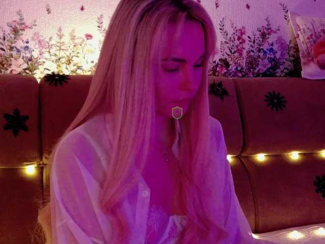 Katerina-space's BongaCams show and profile