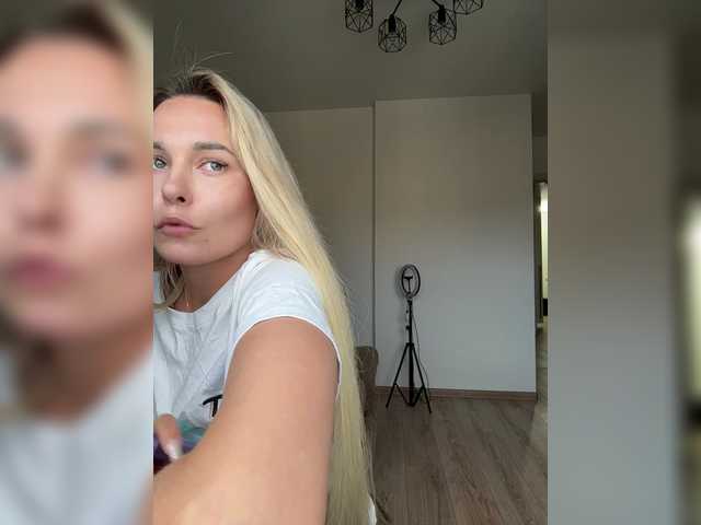 Katerina-space's BongaCams show and profile