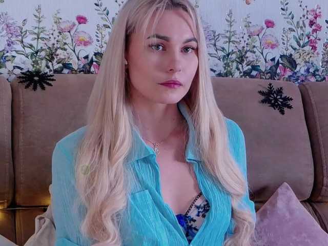 Katerina-space's BongaCams show and profile