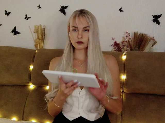 Katerina-space's BongaCams show and profile