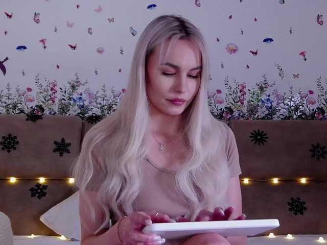 Katerina-space's BongaCams show and profile