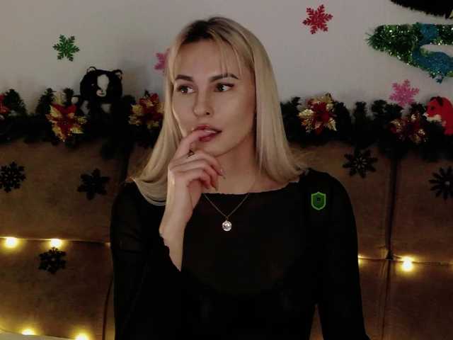 Katerina-space's BongaCams show and profile