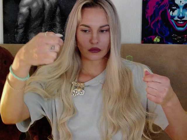 Katerina-space Live Cam on BongaCams