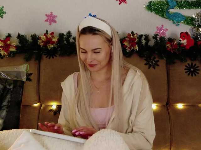 Katerina-space's BongaCams show and profile