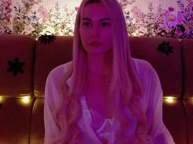 Katerina-space's BongaCams show and profile