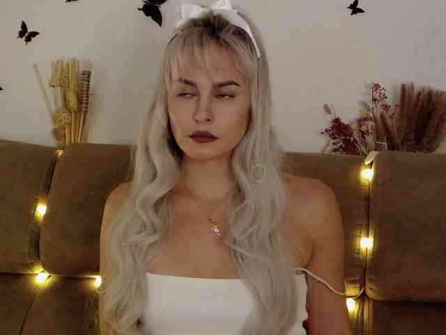 Katerina-space Live Webcam on BongaCams