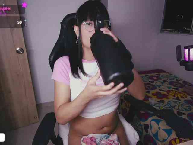 KittyGiirl Live Webcam on BongaCams