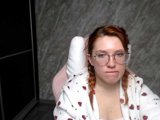 Regimasmile's BongaCams show and profile