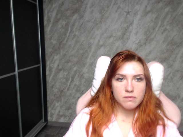 Regimasmile's BongaCams show and profile