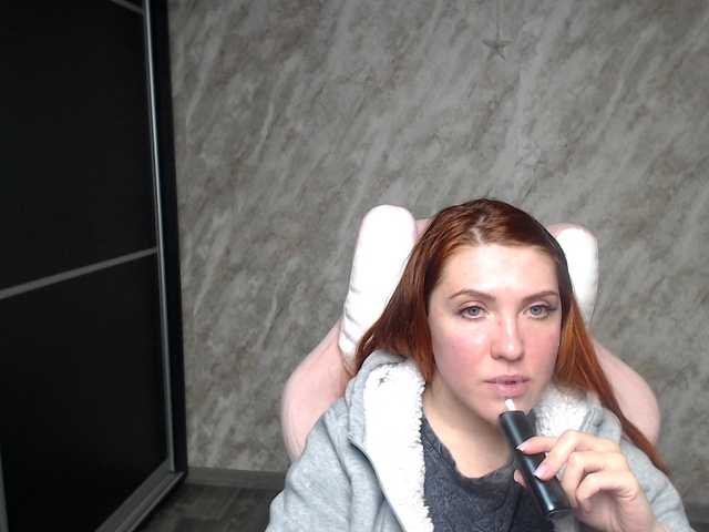 Regimasmile's BongaCams show and profile