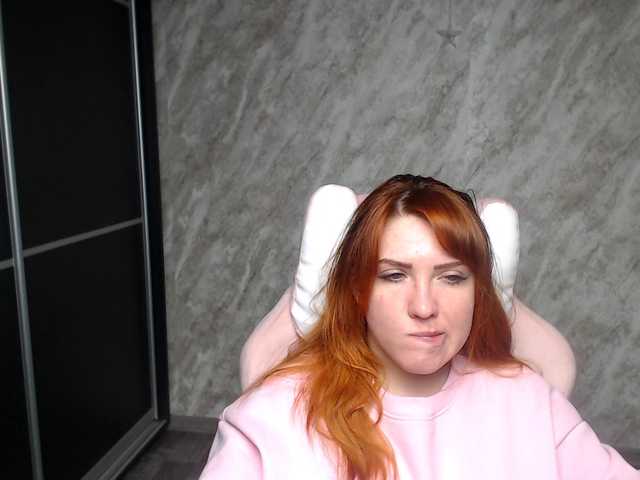 Regimasmile's BongaCams show and profile