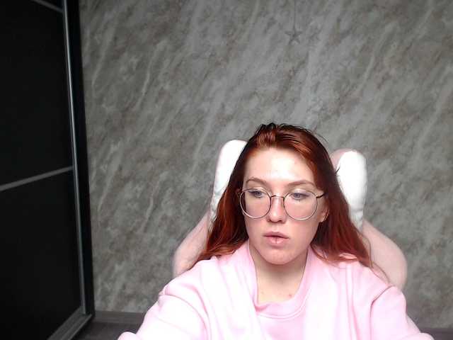 Regimasmile's BongaCams show and profile