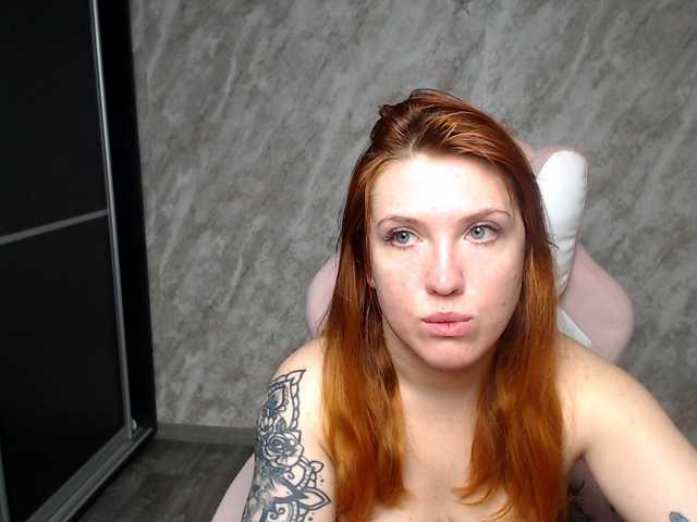Regimasmile's BongaCams show and profile