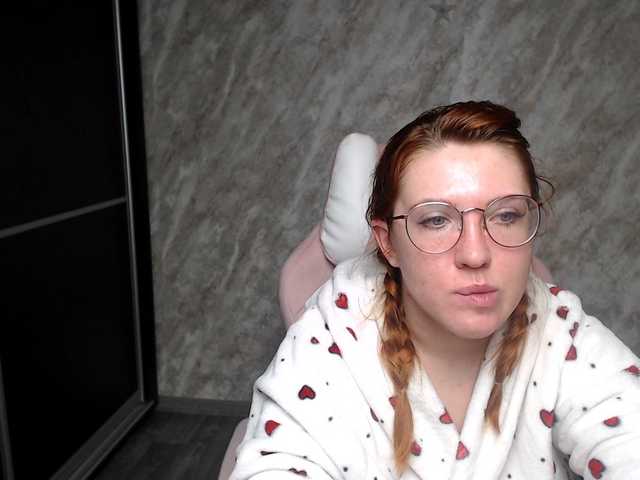 Regimasmile's BongaCams show and profile