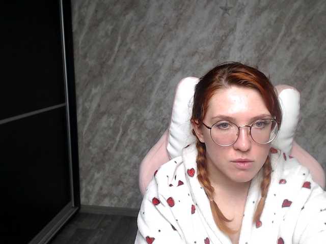 Regimasmile's BongaCams show and profile