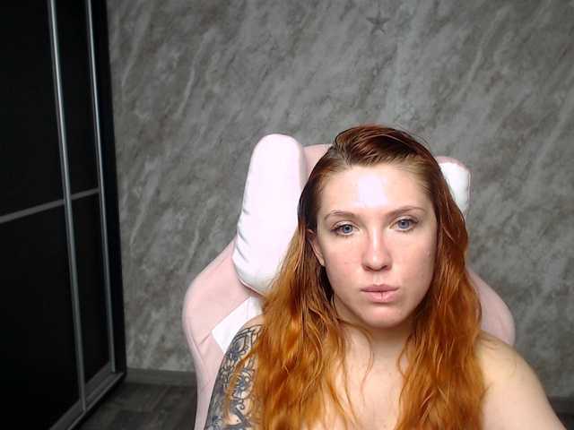 Regimasmile's BongaCams show and profile