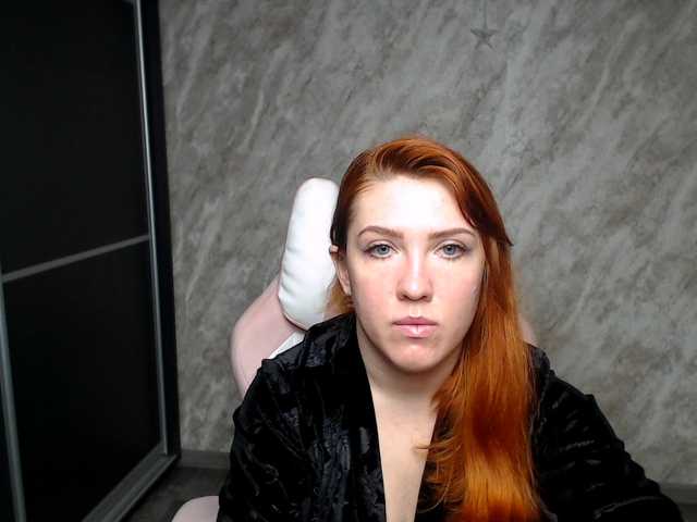 Regimasmile's BongaCams show and profile