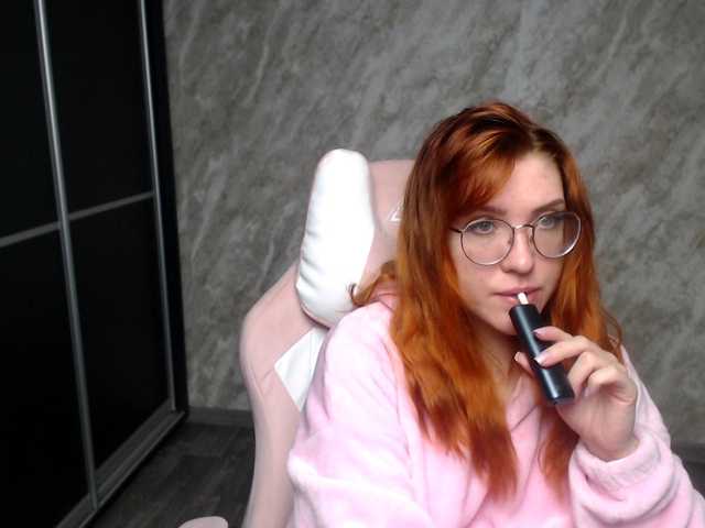 Regimasmile's BongaCams show and profile