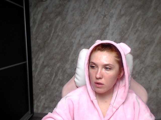 Regimasmile's BongaCams show and profile