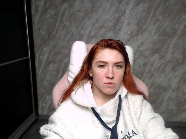 Regimasmile's BongaCams show and profile