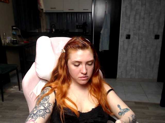 Regimasmile's BongaCams show and profile