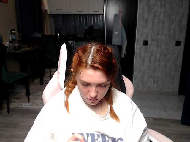 Regimasmile's BongaCams show and profile