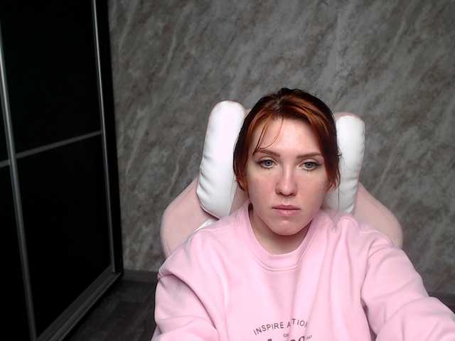 Regimasmile's BongaCams show and profile