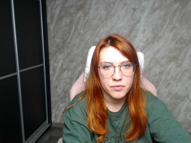 Regimasmile's BongaCams show and profile