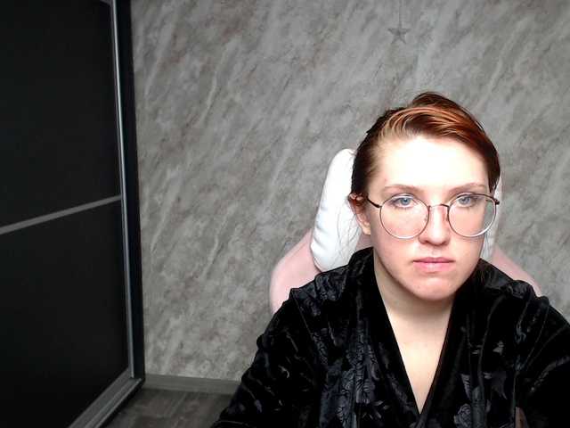 Regimasmile's BongaCams show and profile