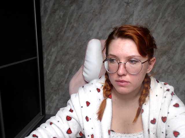 Regimasmile's BongaCams show and profile