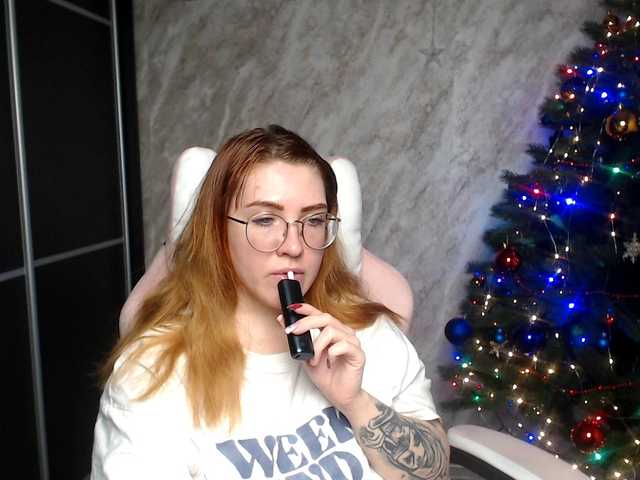 Regimasmile's BongaCams show and profile