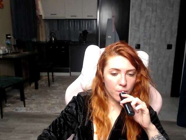 Regimasmile's BongaCams show and profile