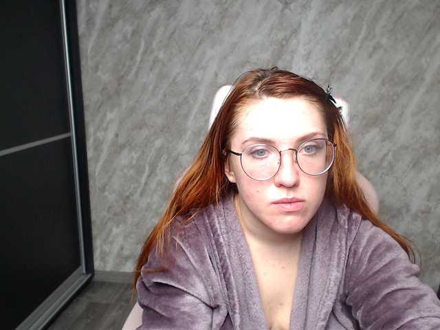 Regimasmile's BongaCams show and profile