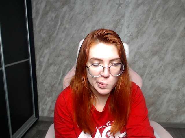 Regimasmile's BongaCams show and profile