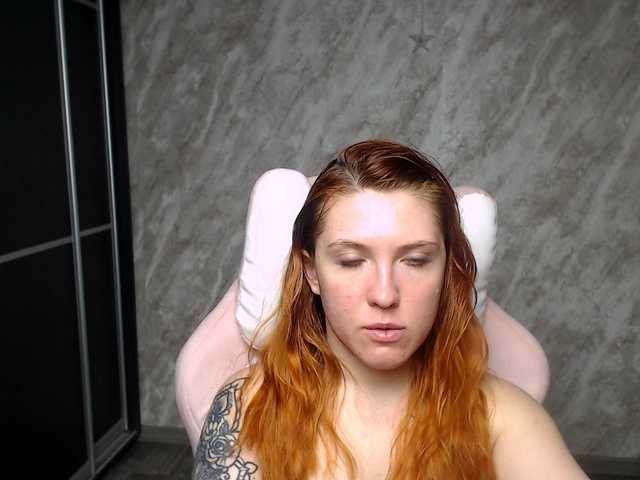 Regimasmile's BongaCams show and profile