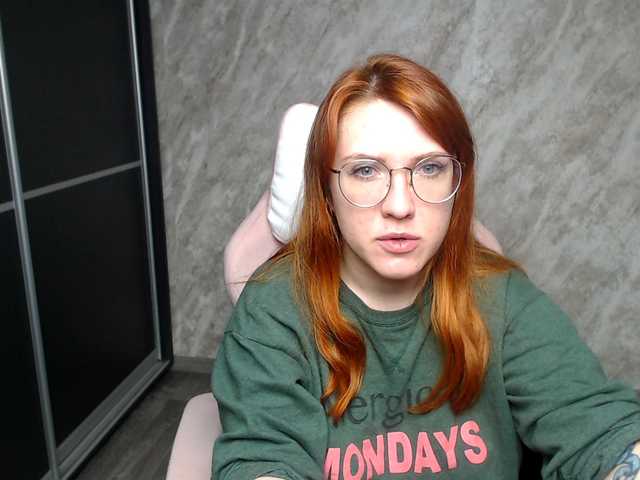 Regimasmile's BongaCams show and profile