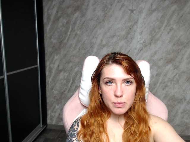 Regimasmile's BongaCams show and profile