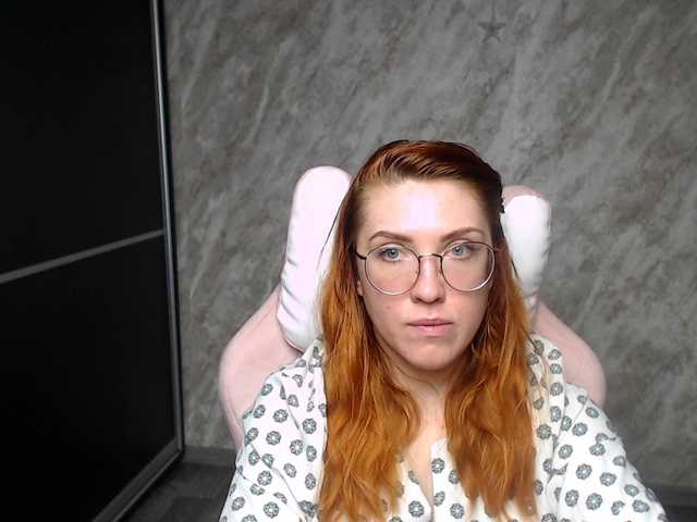 Regimasmile's BongaCams show and profile