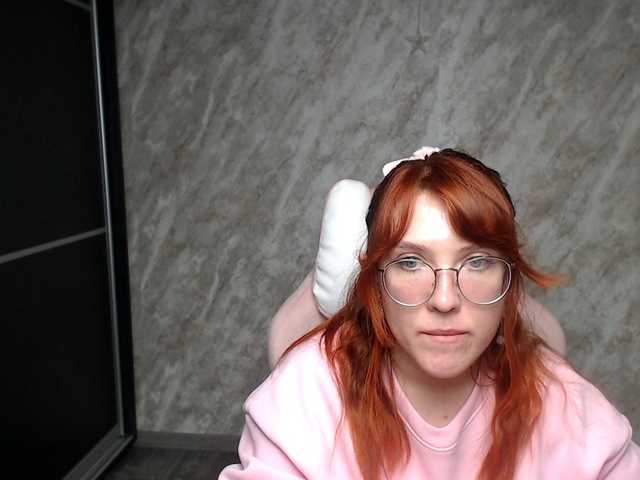 Regimasmile's BongaCams show and profile